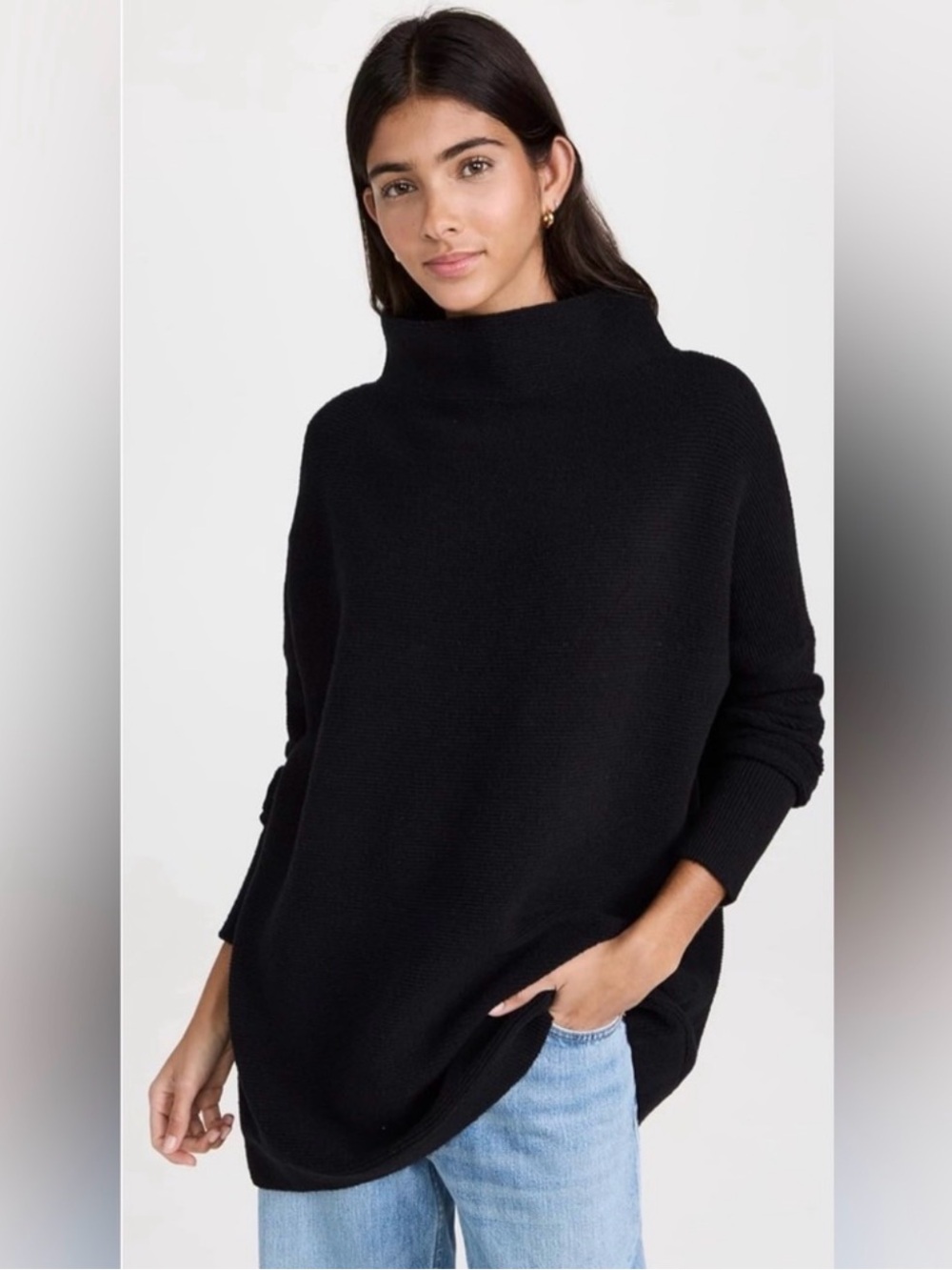 FREE PEOPLE OTTOMAN
SLOUCHY TUNIC TOP IN BLACK SIZE SMALL NWT